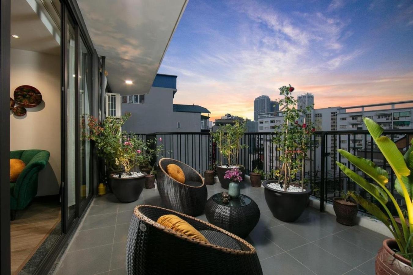 The Bloom Hanoi - Bespoke Living Екстер'єр фото